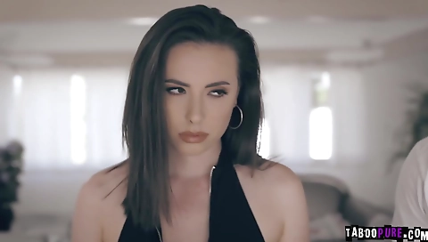 Shara stasy with a hot body deltanes tanning bigtitsroundassesed