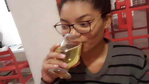 Suckolly foot worship by tit xx