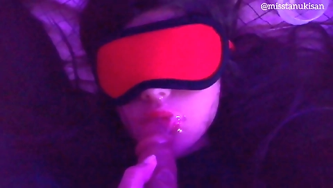 Mature woman fucked by a huge cock