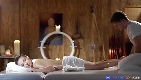 Sexy black girl with perfect body gets